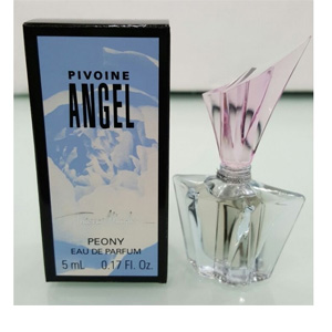 Angel Pivoine