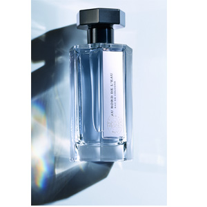 L Artisan Parfumeur Au Bord de L`eau